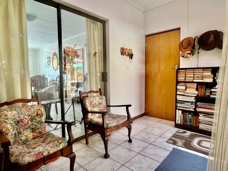 3 Bedroom Property for Sale in Fraaiuitsig Western Cape